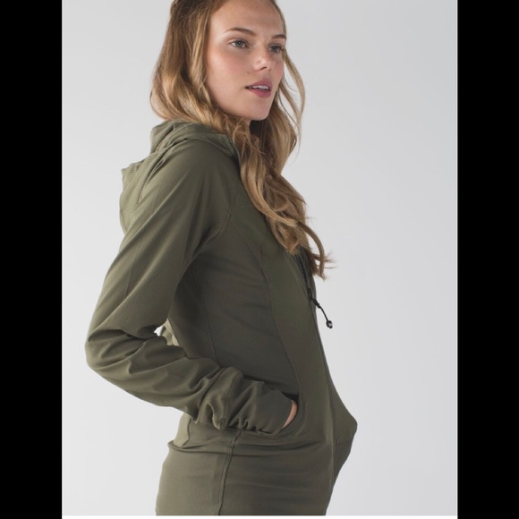 Lululemon In Flux Jacket - Picture 2 of 5
